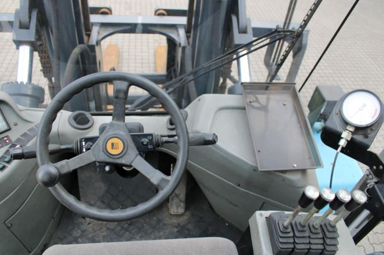 SMV SL25-1200A - Diesel forklift: picture 4 SMV SL25-1200A - Diesel forklift: picture 4