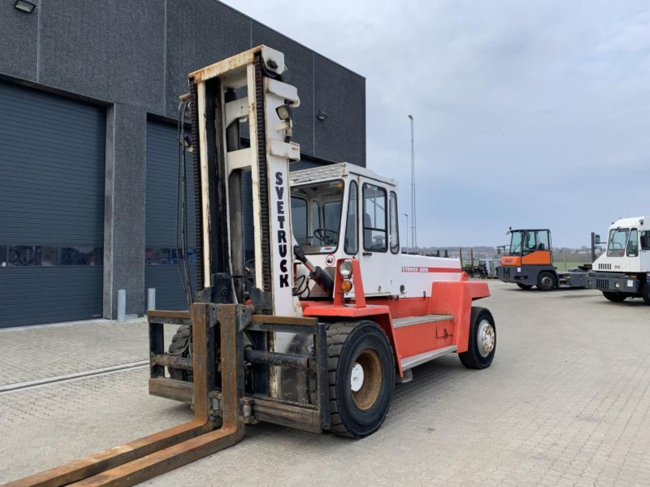 SveTruck 16120-38 - Diesel forklift: picture 2 SveTruck 16120-38 - Diesel forklift: picture 2