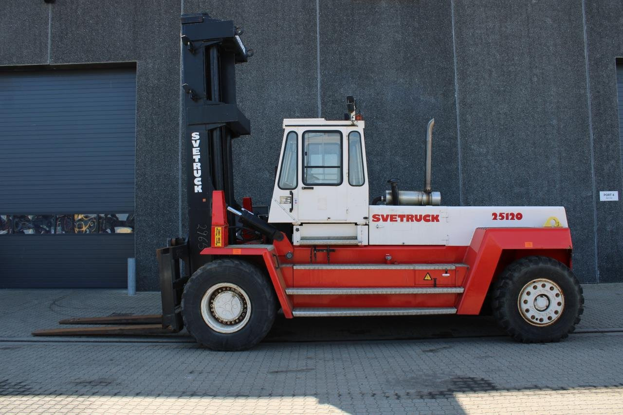 SveTruck 25120-42 - Diesel forklift: picture 1 SveTruck 25120-42 - Diesel forklift: picture 1