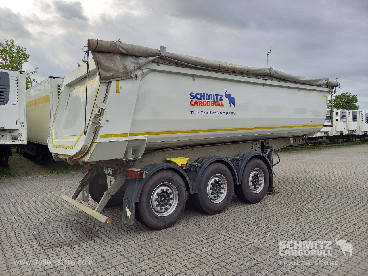 SCHMITZ Auflieger Kipper Stahlrundmulde 29m³ - Tipper semi-trailer: picture 4 SCHMITZ Auflieger Kipper Stahlrundmulde 29m³ - Tipper semi-trailer: picture 4