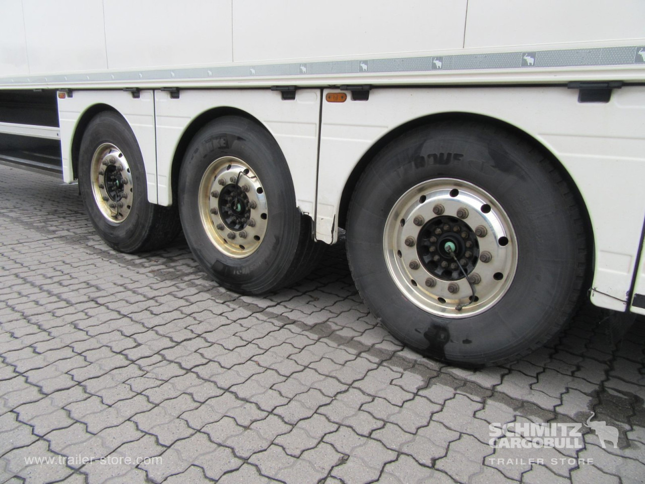 SCHMITZ Auflieger Tiefkühler Multitemp Double deck - Isothermal semi-trailer: picture 3 SCHMITZ Auflieger Tiefkühler Multitemp Double deck - Isothermal semi-trailer: picture 3