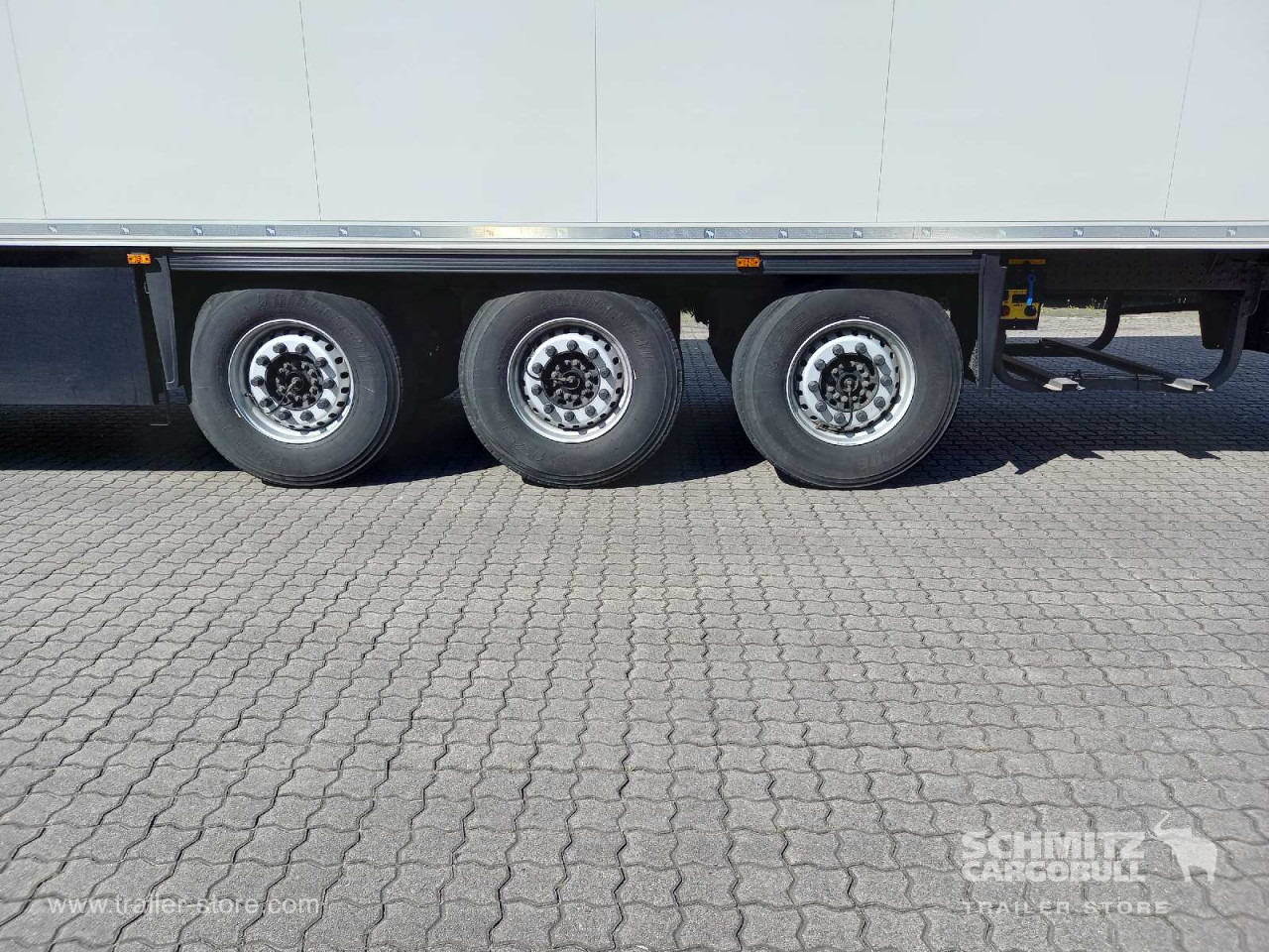 SCHMITZ Auflieger Tiefkühler Standard Double deck - Isothermal semi-trailer: picture 5 SCHMITZ Auflieger Tiefkühler Standard Double deck - Isothermal semi-trailer: picture 5