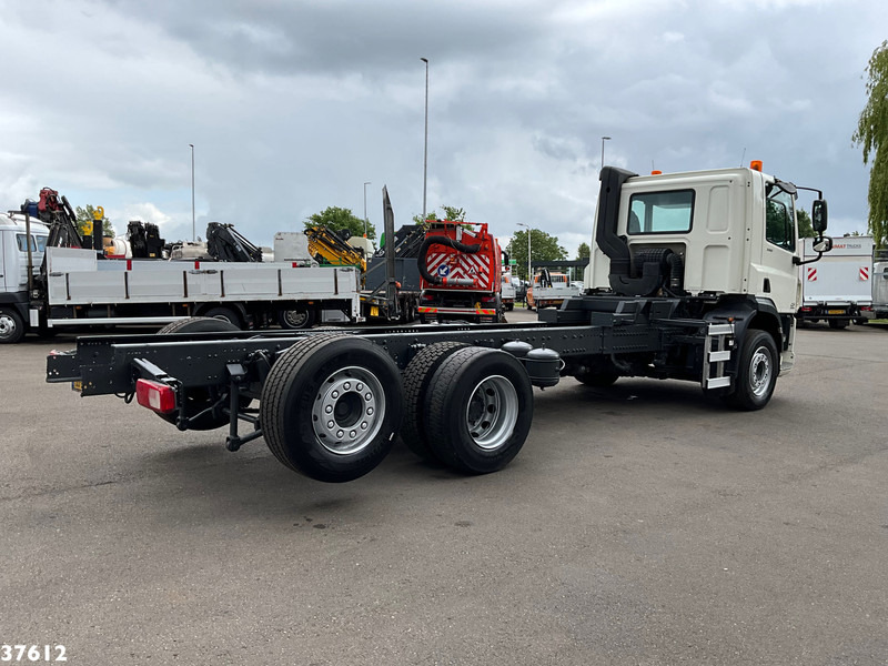 DAF FAN CF 330 Euro 6 Chassis cabine met kraanponton! Just 102.023 km! - Cab chassis truck: picture 4 DAF FAN CF 330 Euro 6 Chassis cabine met kraanponton! Just 102.023 km! - Cab chassis truck: picture 4