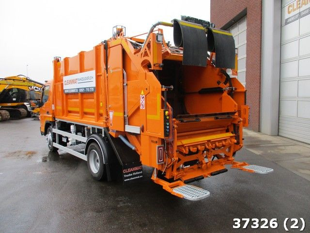 FUSO Canter 9C18 - Garbage truck: picture 2 FUSO Canter 9C18 - Garbage truck: picture 2