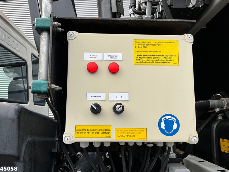 Garbage truck Ginaf C 3128 NF Euro 6 Hiab 21 Tonmeter laadkraan Just 106.936 Km!: picture 11