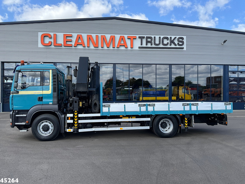 MAN TGA 18.310 4X4H Manual Palfinger 36 Tonmeter laadkraan Just 226.172 km! - Crane truck: picture 3 MAN TGA 18.310 4X4H Manual Palfinger 36 Tonmeter laadkraan Just 226.172 km! - Crane truck: picture 3