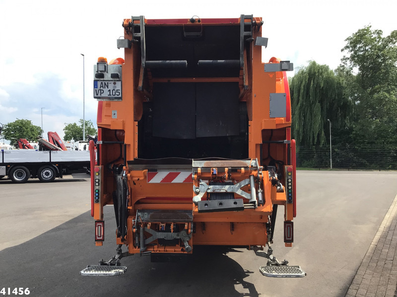 MAN TGS 28.320 Geesink 22m³ - Garbage truck: picture 3 MAN TGS 28.320 Geesink 22m³ - Garbage truck: picture 3