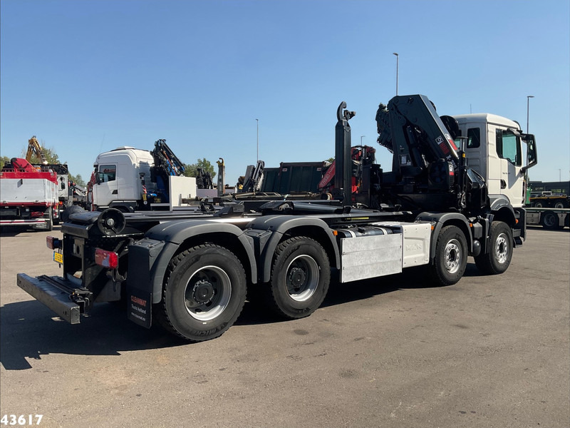 MAN TGS 32.470 8x4 Euro 6 Hiab 22 Tonmeter laadkraan Just 68.765 Km! - Crane truck: picture 4 MAN TGS 32.470 8x4 Euro 6 Hiab 22 Tonmeter laadkraan Just 68.765 Km! - Crane truck: picture 4