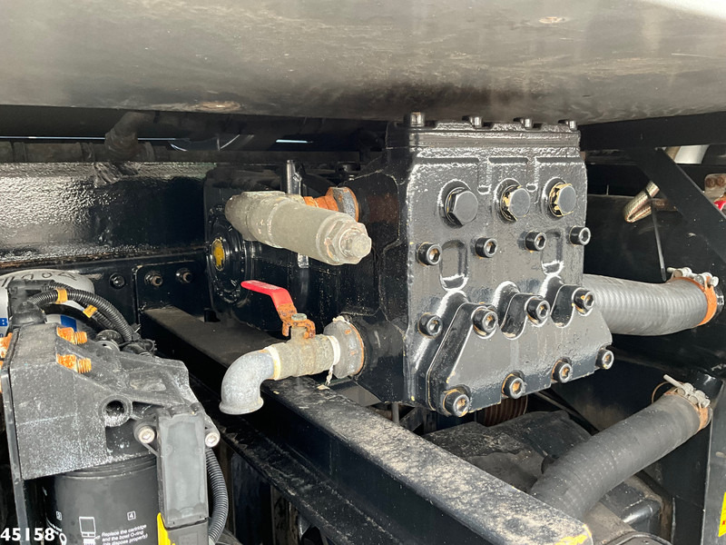 Vacuum truck MAN TGS 41.440 8x4 Euro 6 Wicom Combi Just 85.658 km!: picture 16