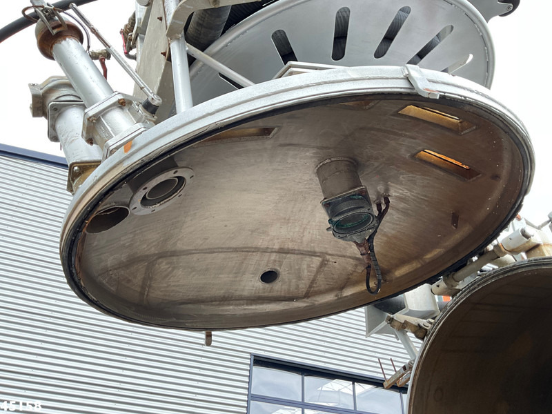 Vacuum truck MAN TGS 41.440 8x4 Euro 6 Wicom Combi Just 85.658 km!: picture 9