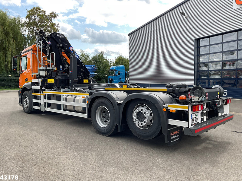 Mercedes-Benz Actros 2643 Euro 6 HMF 23 Tonmeter laadkraan - Hook lift truck, Crane truck: picture 2 Mercedes-Benz Actros 2643 Euro 6 HMF 23 Tonmeter laadkraan - Hook lift truck, Crane truck: picture 2