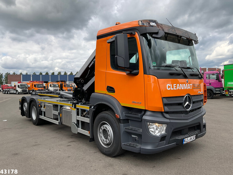 Mercedes-Benz Actros 2643 Euro 6 HMF 23 Tonmeter laadkraan - Hook lift truck, Crane truck: picture 4 Mercedes-Benz Actros 2643 Euro 6 HMF 23 Tonmeter laadkraan - Hook lift truck, Crane truck: picture 4