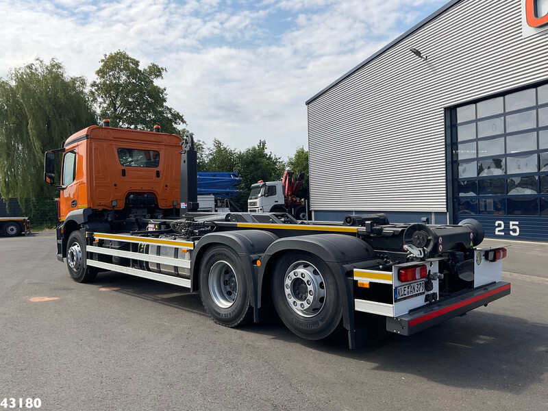 Mercedes-Benz Actros 2643 VDL 21 Ton haakarmsysteem - Hook lift truck: picture 4 Mercedes-Benz Actros 2643 VDL 21 Ton haakarmsysteem - Hook lift truck: picture 4