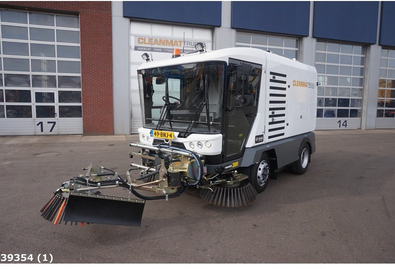 Ravo 560 STH met 3-de borstel - Road sweeper: picture 1 Ravo 560 STH met 3-de borstel - Road sweeper: picture 1