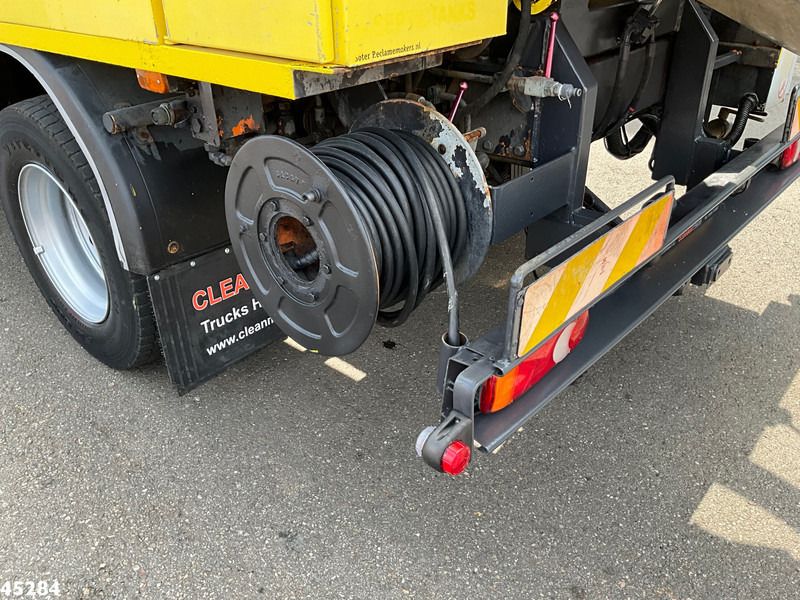 Vacuum truck Renault Midlum 210.15 Kolkenzuiger Just 182.847 km!: picture 10 Vacuum truck Renault Midlum 210.15 Kolkenzuiger Just 182.847 km!: picture 10