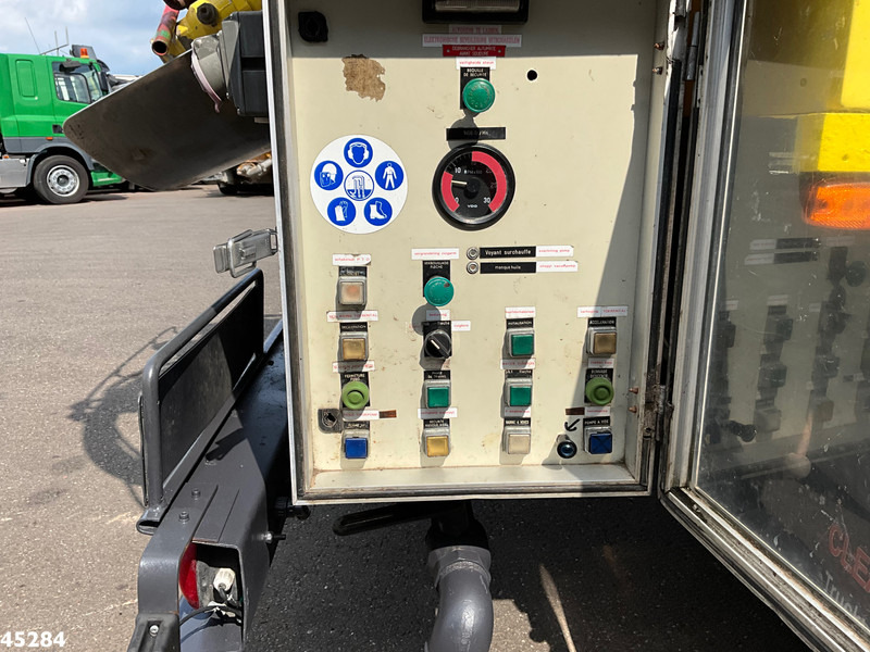 Vacuum truck Renault Midlum 210.15 Kolkenzuiger Just 182.847 km!: picture 14 Vacuum truck Renault Midlum 210.15 Kolkenzuiger Just 182.847 km!: picture 14