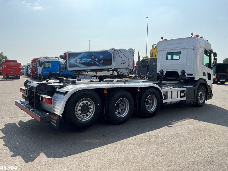 Scania P 450 8x4 VDL 25 Ton haakarmsysteem Just 172.088 km! - Hook lift truck: picture 4 Scania P 450 8x4 VDL 25 Ton haakarmsysteem Just 172.088 km! - Hook lift truck: picture 4