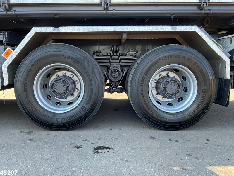 Crane truck Volvo FH 500 8x4 Effer 65 Tonmeter laadkraan + Fly-Jib: picture 15