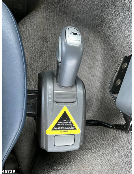 Leasing of Volvo FM 330 6x4 Hiab 21 Ton haakarmsysteem Just 35.598 Km! Volvo FM 330 6x4 Hiab 21 Ton haakarmsysteem Just 35.598 Km!: picture 12 Leasing of Volvo FM 330 6x4 Hiab 21 Ton haakarmsysteem Just 35.598 Km! Volvo FM 330 6x4 Hiab 21 Ton haakarmsysteem Just 35.598 Km!: picture 12