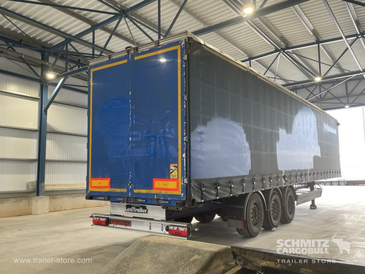 Curtainsider semi-trailer BERGER Semiremolque Lona Standard: picture 10