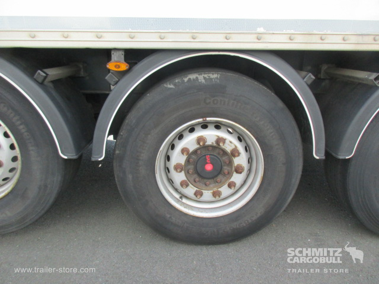 Closed box semi-trailer FRUEHAUF Dryfreight Standard Roller shutter door: picture 14