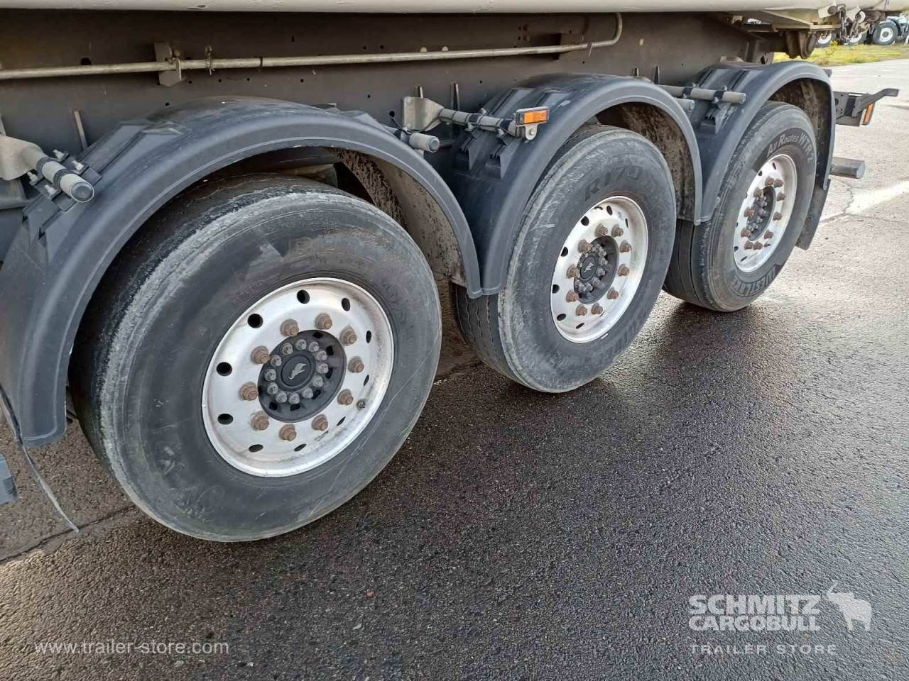 SCHMITZ Auflieger Kipper Alukastenmulde 44m³ - Tipper semi-trailer: picture 2 SCHMITZ Auflieger Kipper Alukastenmulde 44m³ - Tipper semi-trailer: picture 2