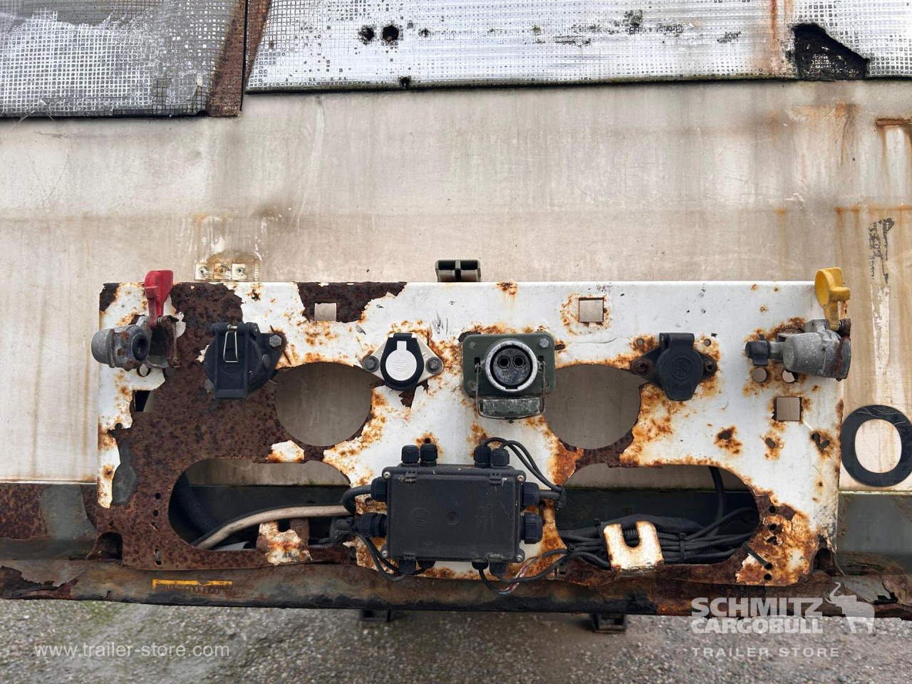 KRONE Reefer Standard - Isothermal semi-trailer: picture 5 KRONE Reefer Standard - Isothermal semi-trailer: picture 5