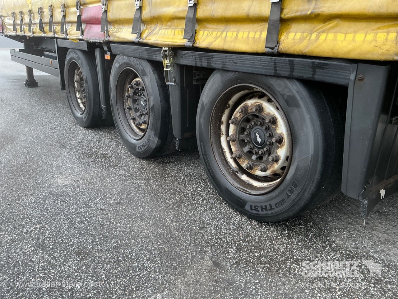 SCHMITZ Curtainsider Mega - Curtainsider semi-trailer: picture 3 SCHMITZ Curtainsider Mega - Curtainsider semi-trailer: picture 3