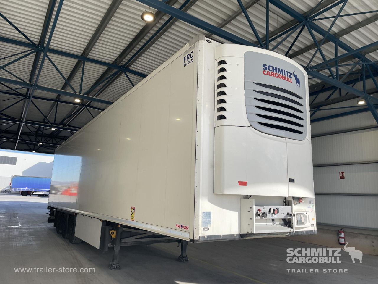 SCHMITZ Semiremolque Frigo Standard - Isothermal semi-trailer: picture 4 SCHMITZ Semiremolque Frigo Standard - Isothermal semi-trailer: picture 4