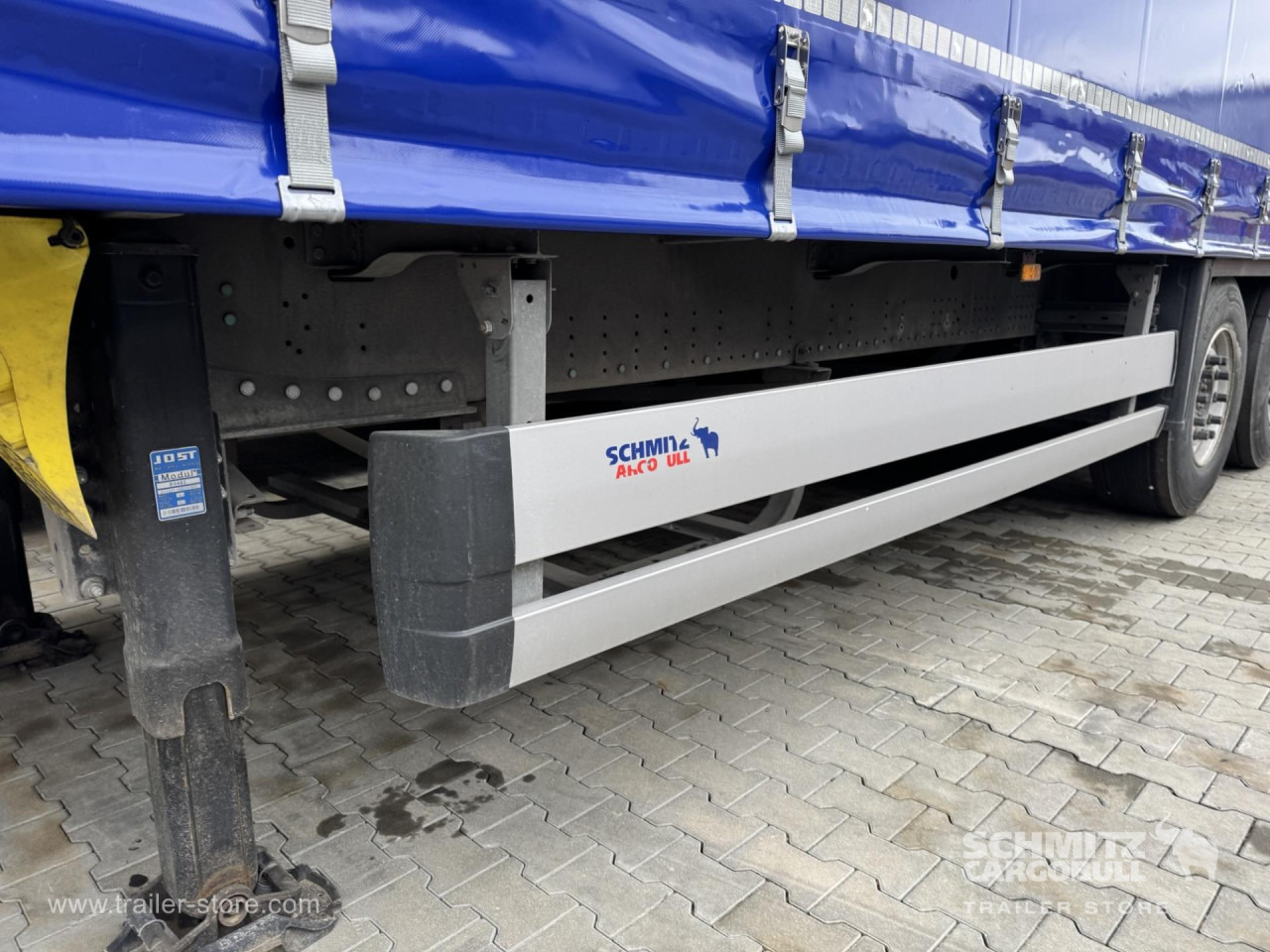 SCHMITZ Curtainsider Standard - Curtainsider semi-trailer: picture 2 SCHMITZ Curtainsider Standard - Curtainsider semi-trailer: picture 2