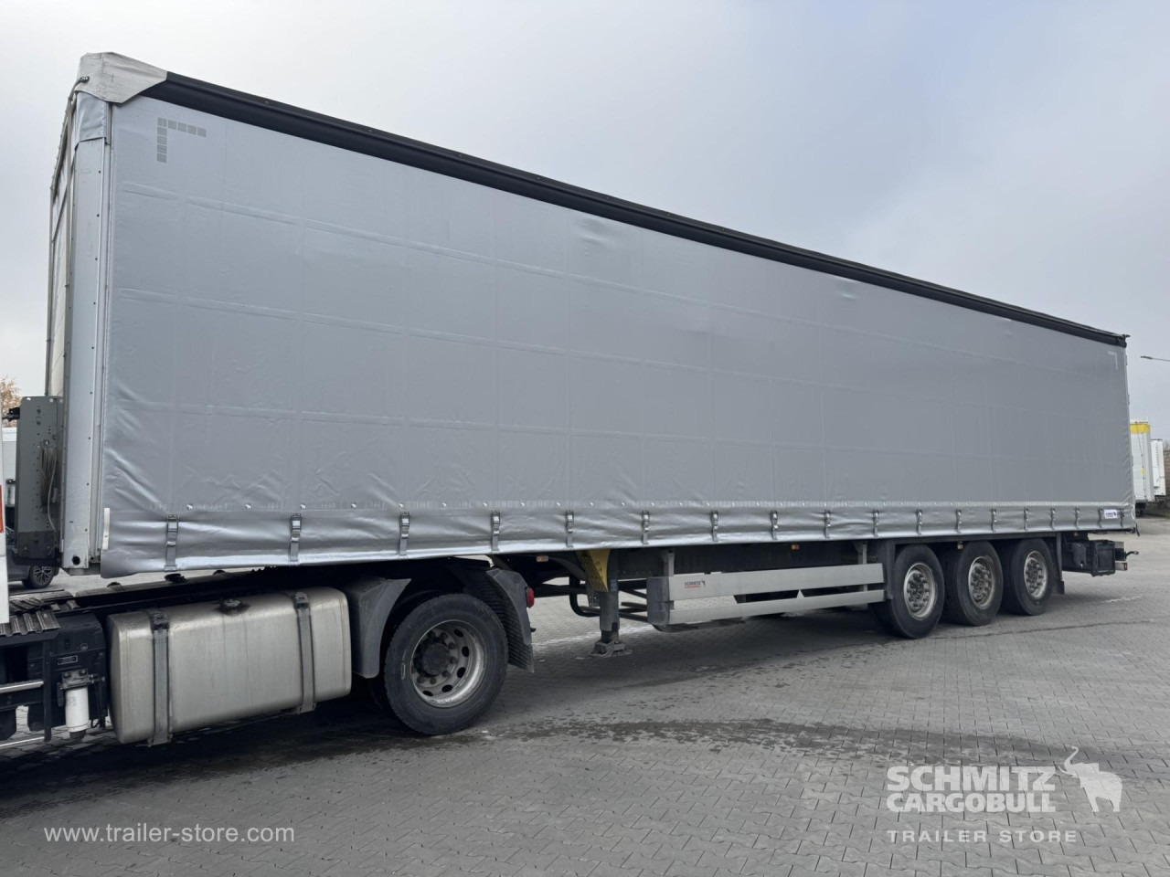SCHMITZ Curtainsider Standard - Curtainsider semi-trailer: picture 5 SCHMITZ Curtainsider Standard - Curtainsider semi-trailer: picture 5