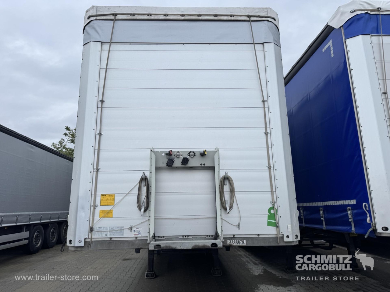 SCHMITZ Curtainsider Standard - Curtainsider semi-trailer: picture 4 SCHMITZ Curtainsider Standard - Curtainsider semi-trailer: picture 4