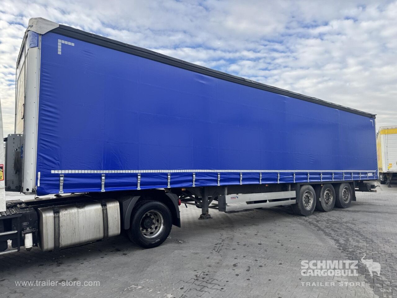 SCHMITZ Curtainsider Standard - Curtainsider semi-trailer: picture 5 SCHMITZ Curtainsider Standard - Curtainsider semi-trailer: picture 5