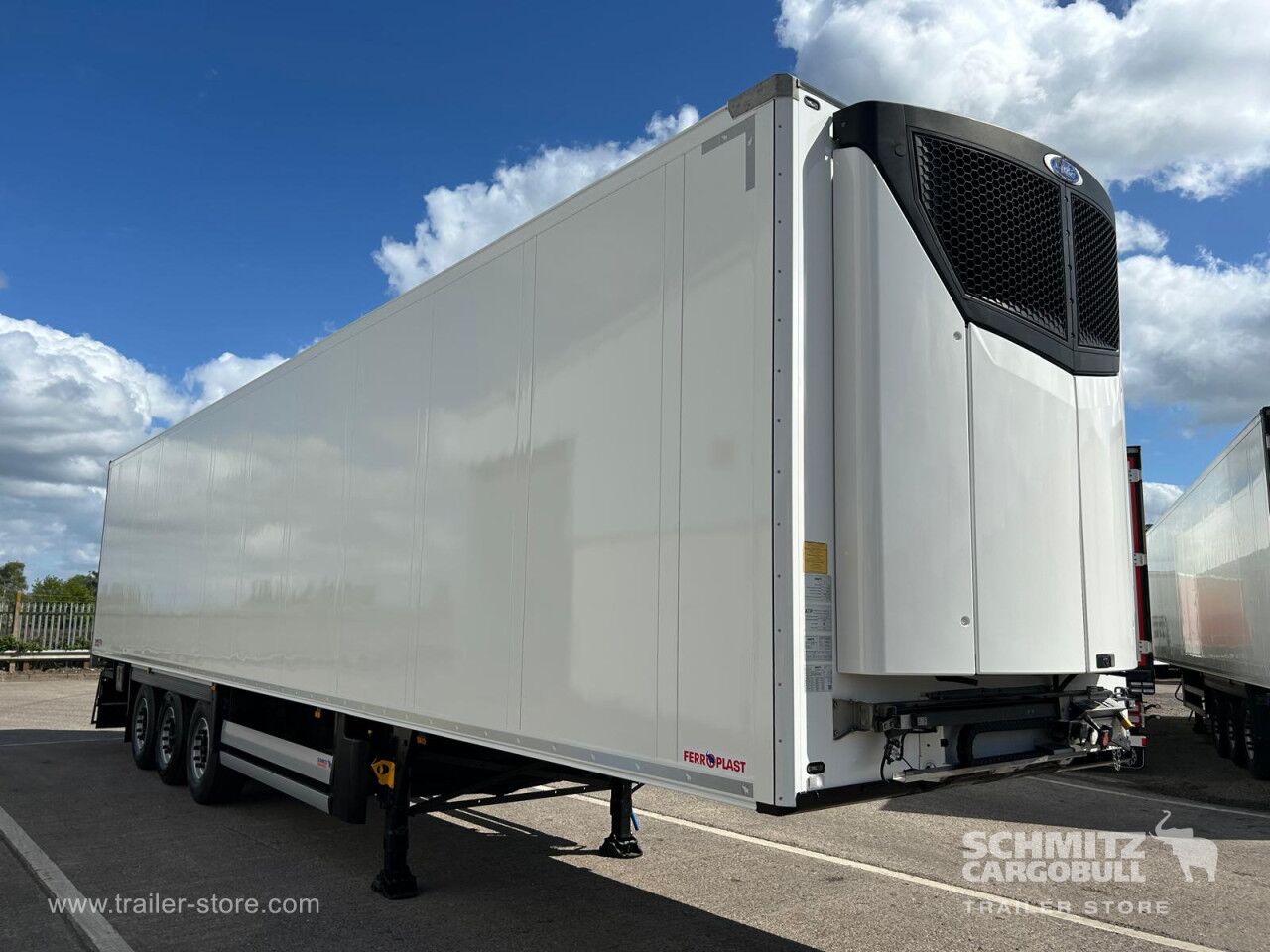 SCHMITZ Reefer Multitemp - Isothermal semi-trailer: picture 1 SCHMITZ Reefer Multitemp - Isothermal semi-trailer: picture 1