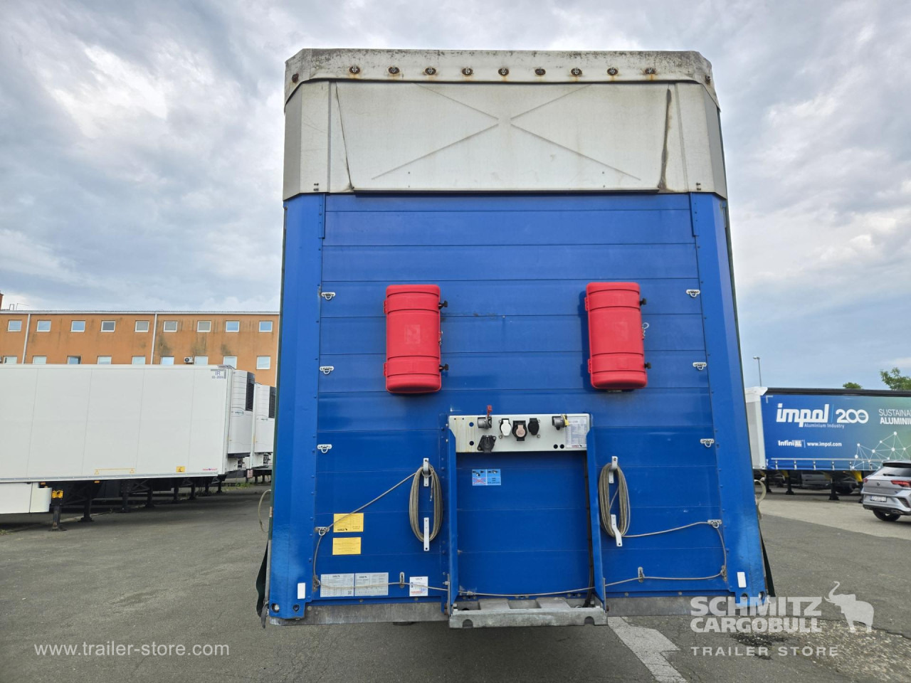 SCHMITZ Curtainsider Mega - Curtainsider semi-trailer: picture 5 SCHMITZ Curtainsider Mega - Curtainsider semi-trailer: picture 5