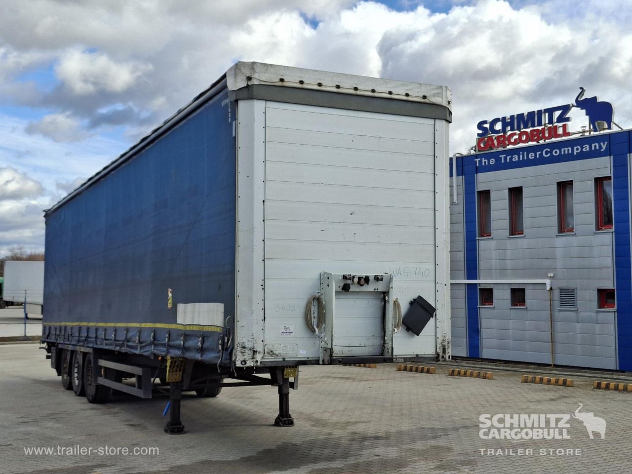 SCHMITZ Curtainsider Mega - Curtainsider semi-trailer: picture 1 SCHMITZ Curtainsider Mega - Curtainsider semi-trailer: picture 1