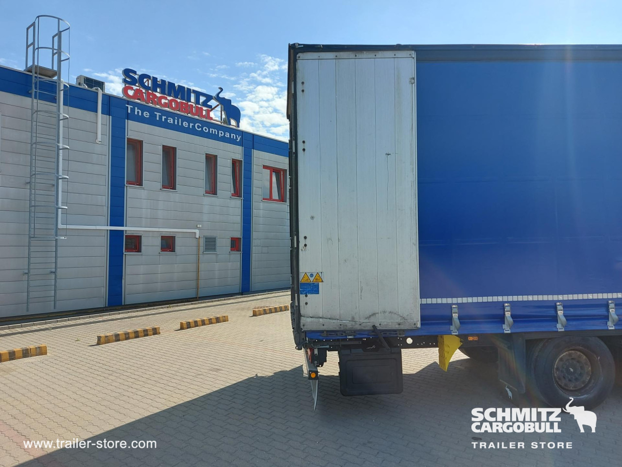 SCHMITZ Curtainsider Mega - Curtainsider semi-trailer: picture 3 SCHMITZ Curtainsider Mega - Curtainsider semi-trailer: picture 3