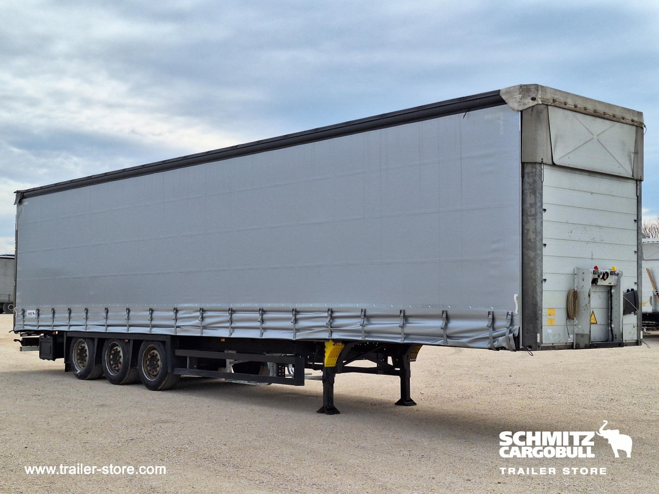 SCHMITZ Curtainsider Mega - Curtainsider semi-trailer: picture 2 SCHMITZ Curtainsider Mega - Curtainsider semi-trailer: picture 2