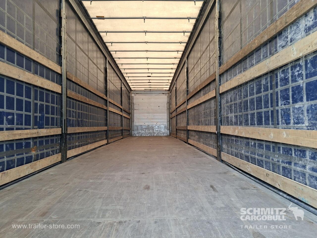 SCHMITZ Tolóponyva Mega - Curtainsider semi-trailer: picture 3 SCHMITZ Tolóponyva Mega - Curtainsider semi-trailer: picture 3