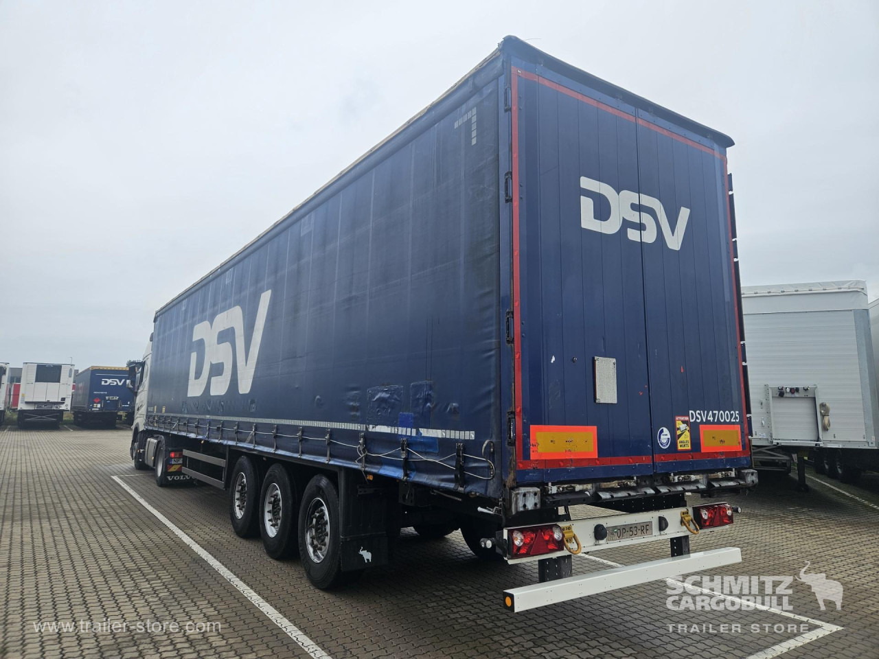 SCHMITZ Curtainsider Standard - Curtainsider semi-trailer: picture 1 SCHMITZ Curtainsider Standard - Curtainsider semi-trailer: picture 1