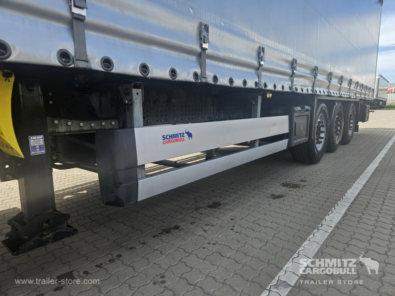SCHMITZ Curtainsider Standard - Curtainsider semi-trailer: picture 5 SCHMITZ Curtainsider Standard - Curtainsider semi-trailer: picture 5