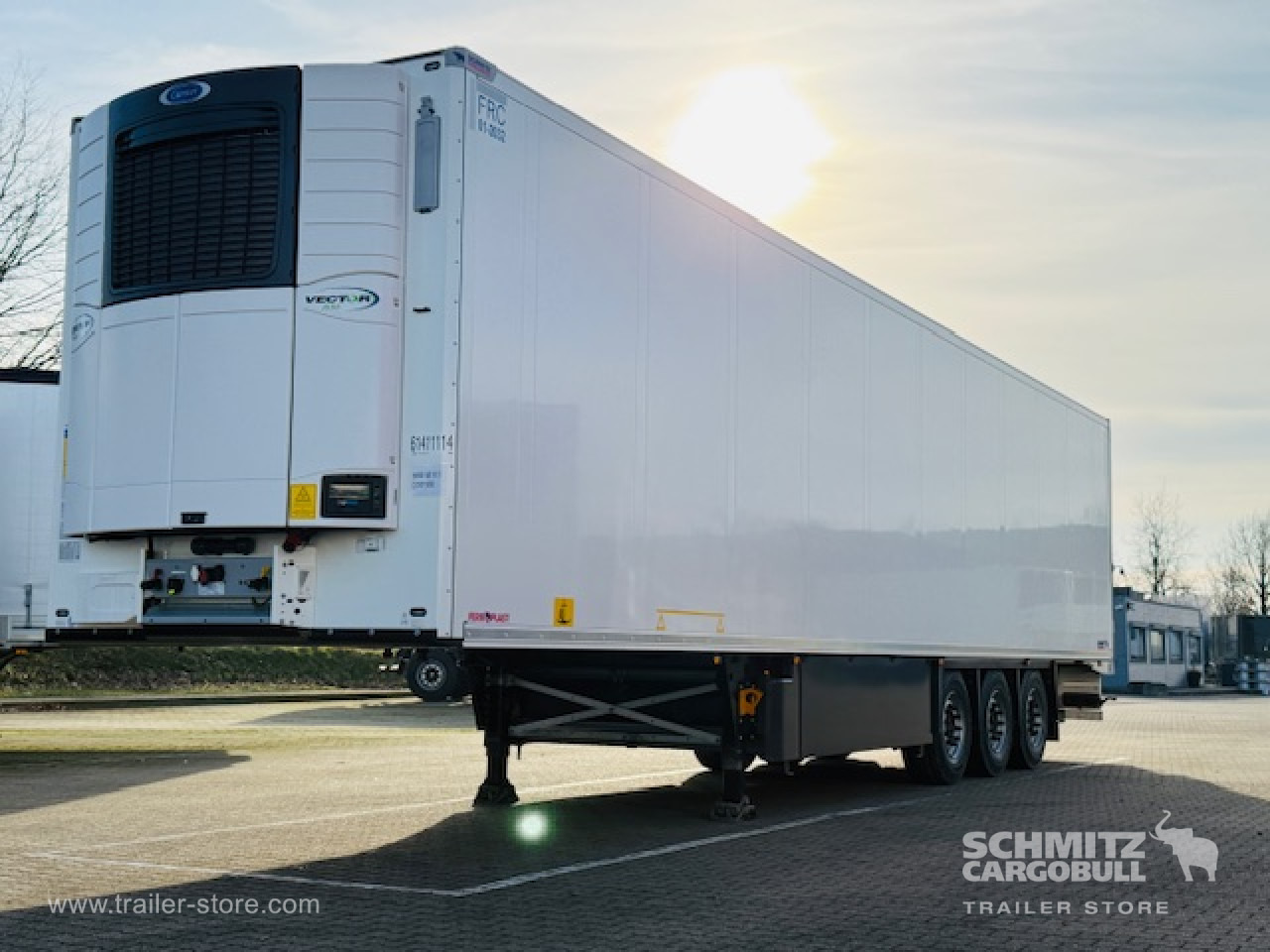 SCHMITZ Oplegger Vries Standard - Isothermal semi-trailer: picture 1 SCHMITZ Oplegger Vries Standard - Isothermal semi-trailer: picture 1