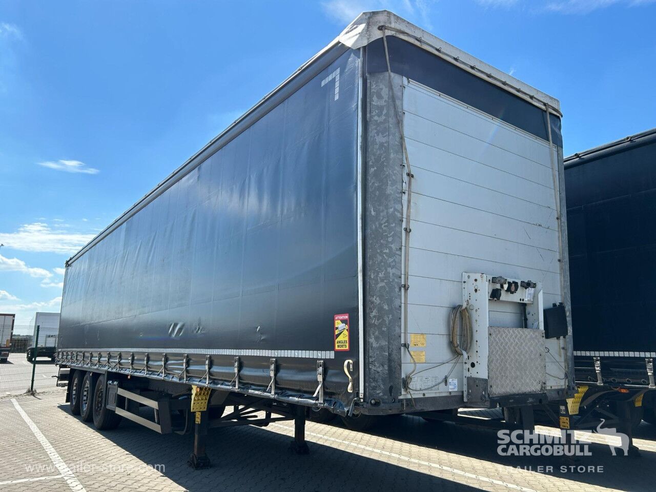 SCHMITZ Curtainsider Standard - Curtainsider semi-trailer: picture 1 SCHMITZ Curtainsider Standard - Curtainsider semi-trailer: picture 1