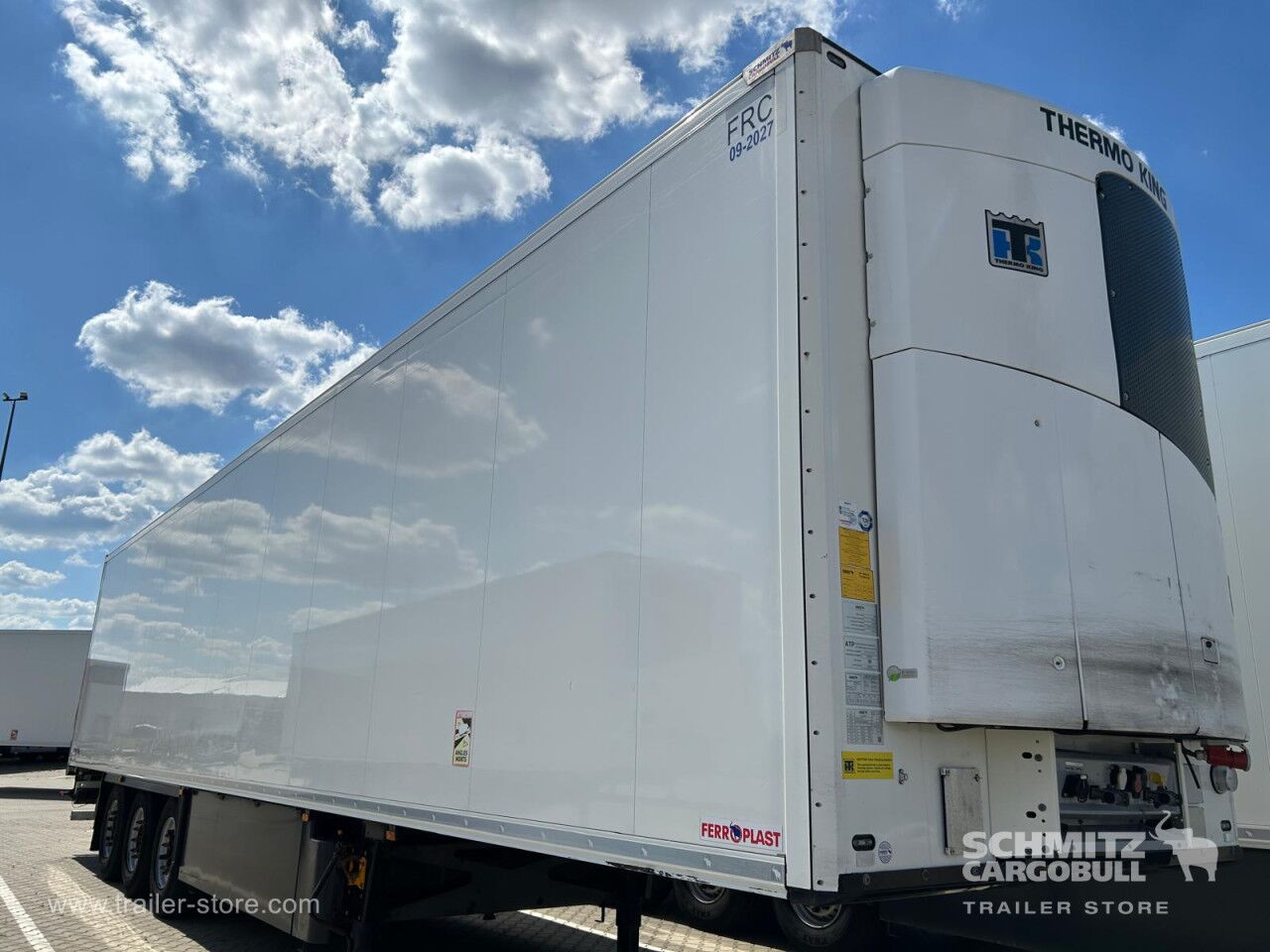 SCHMITZ Reefer Standard Double deck - Isothermal semi-trailer: picture 1 SCHMITZ Reefer Standard Double deck - Isothermal semi-trailer: picture 1