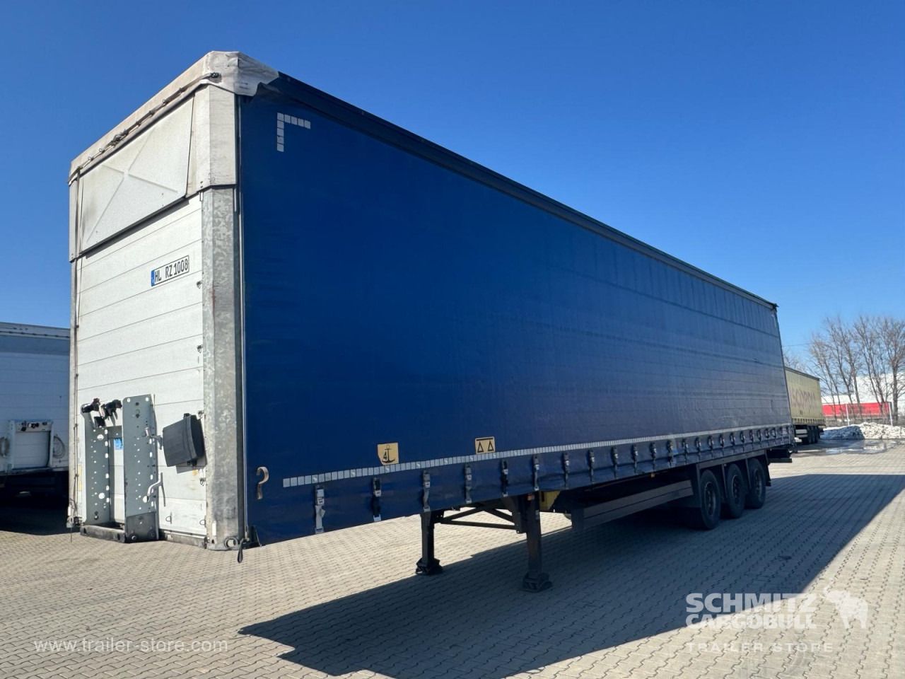 SCHMITZ Curtainsider Mega - Curtainsider semi-trailer: picture 4 SCHMITZ Curtainsider Mega - Curtainsider semi-trailer: picture 4