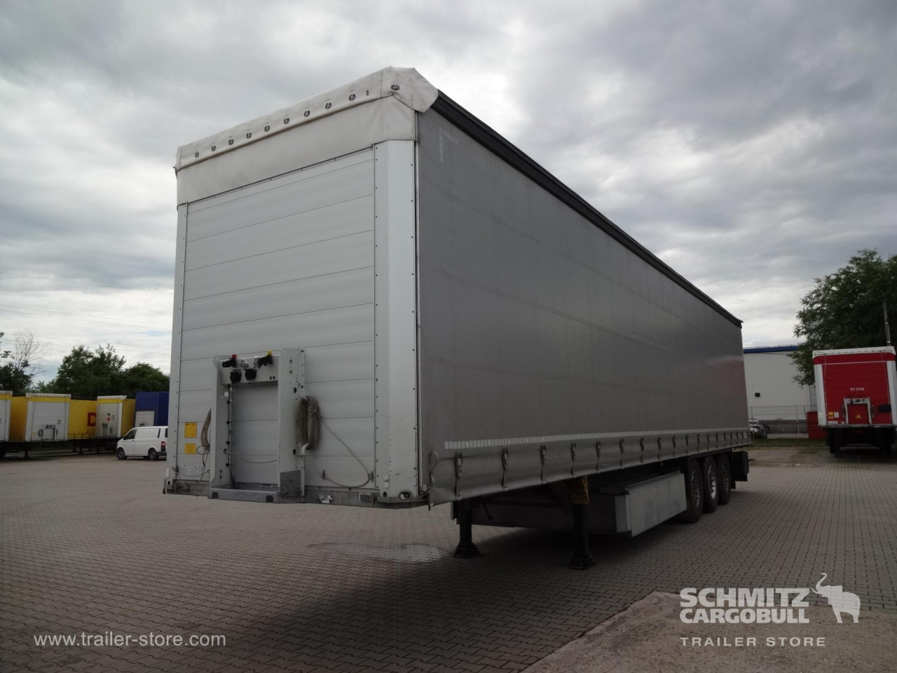 SCHMITZ Curtainsider Standard - Curtainsider semi-trailer: picture 5 SCHMITZ Curtainsider Standard - Curtainsider semi-trailer: picture 5