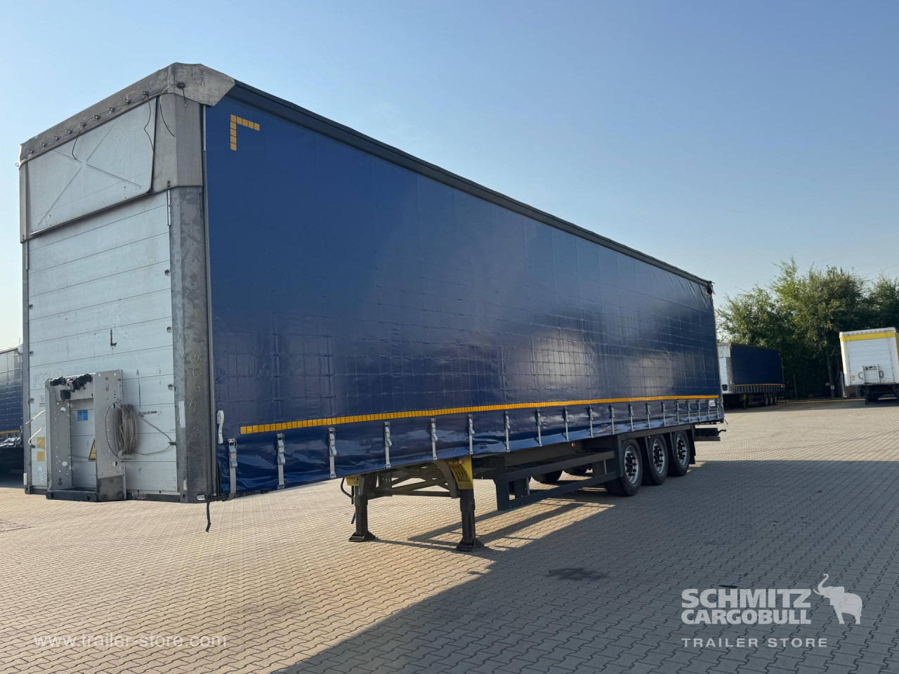 SCHMITZ Curtainsider Varios - Curtainsider semi-trailer: picture 4 SCHMITZ Curtainsider Varios - Curtainsider semi-trailer: picture 4