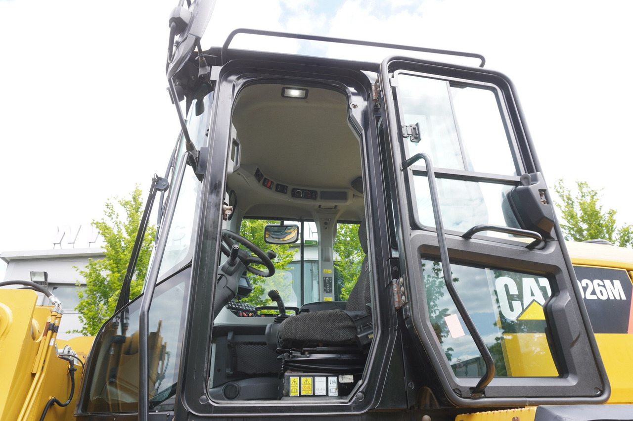 Wheel loader CATERPILLAR 930M Wheel Loader / 4500 MTH / Joystick: picture 18