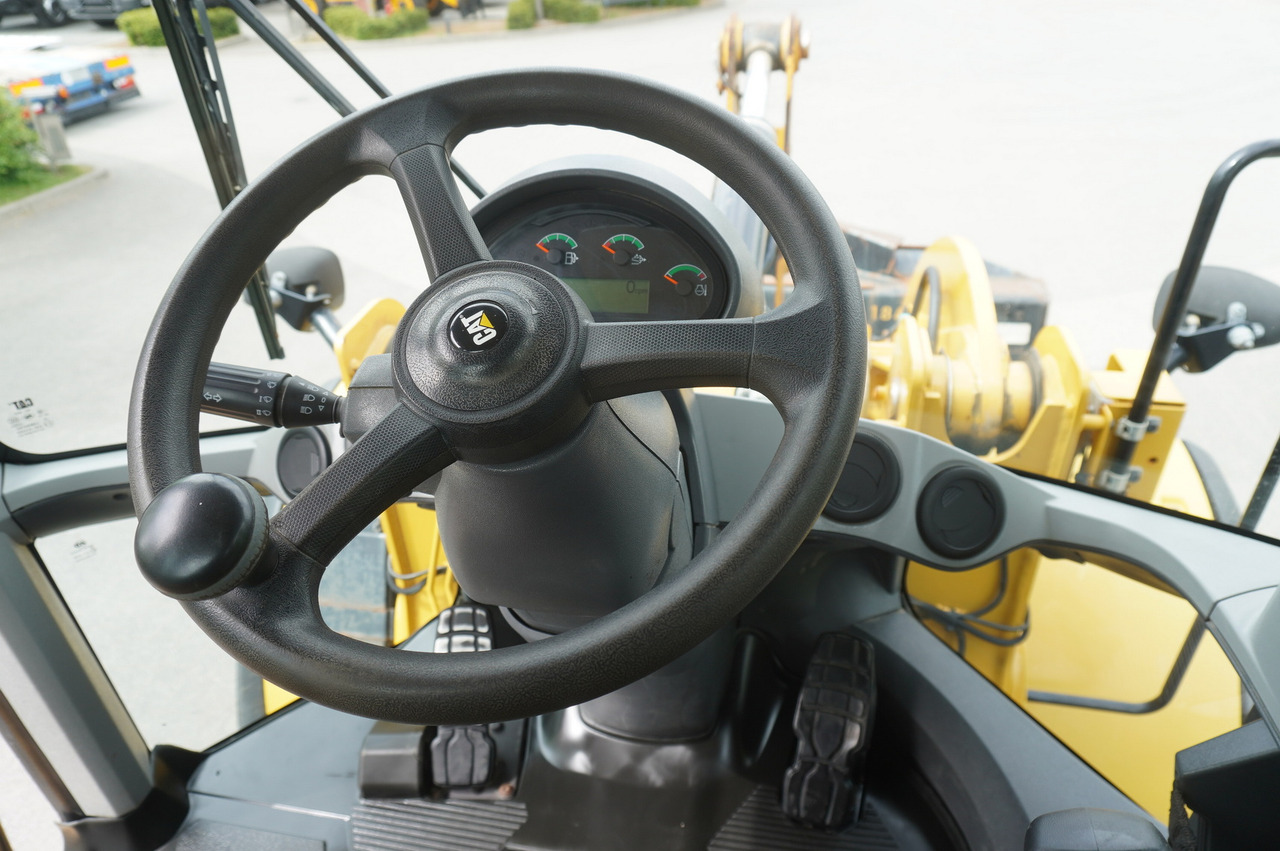 Wheel loader CATERPILLAR 930M Wheel Loader / 4500 MTH / Joystick: picture 22