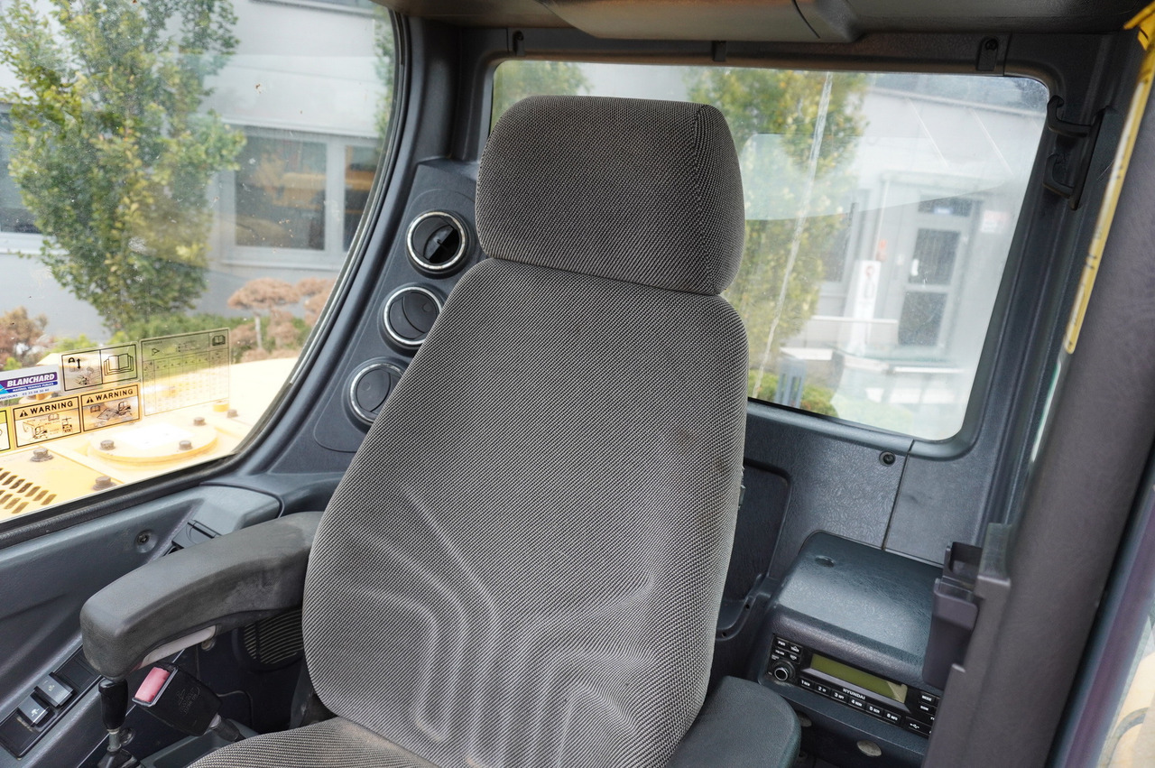 Wheel excavator Hyundai Robex 55W-9 Wheeled Excavator 5.5t / 2 unit: picture 13